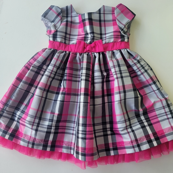 Plaid Dress - Picture 1 of 1